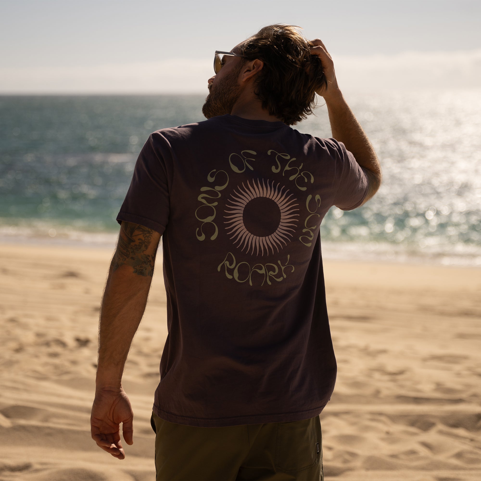 Sons_Of_The_Sun_Premium_Tee_SU25_SHK_5.jpg